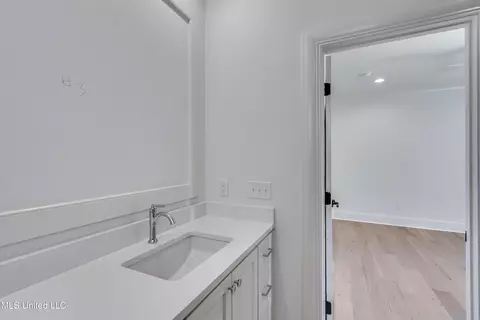 Bath - 119 Commonwealth Dr, Madison, MS 39110 photo 7 of 10