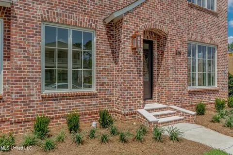 Exterior - 119 Commonwealth Dr, Madison, MS 39110 photo 3 of 10