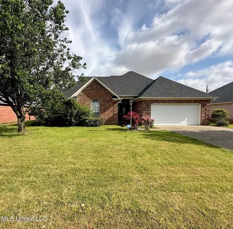 224 Westwood Dr, Cleveland, MS 38732