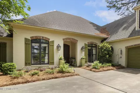 Exterior - 130 Northshore Pt, Madison, MS 39110 photo 3 of 11