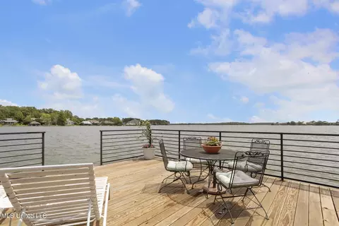 Exterior - 130 Northshore Pt, Madison, MS 39110 photo 8 of 11