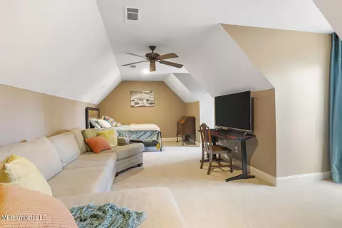 Bedroom - 130 Northshore Pt, Madison, MS 39110 photo 4 of 5