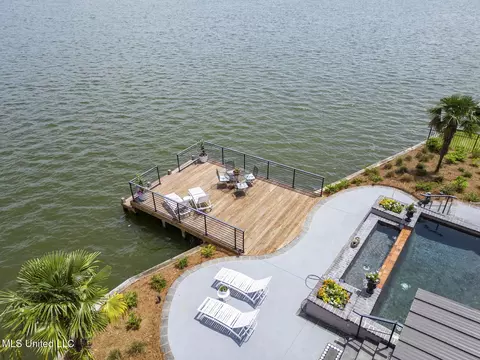 Exterior - 130 Northshore Pt, Madison, MS 39110 photo 10 of 11