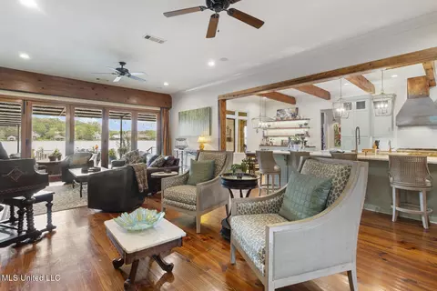 Living - 130 Northshore Pt, Madison, MS 39110 photo 2 of 6