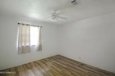 Bedroom - 54 Willowbrook Ln, Brandon, MS 39042 photo 5 of 5