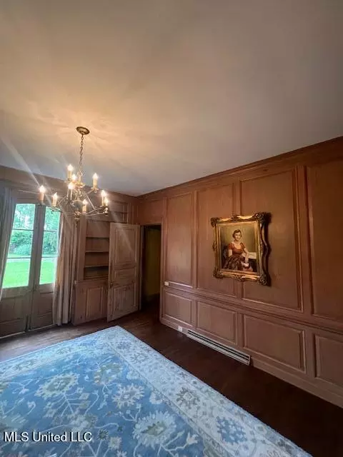 Dining - 112 Dana Rd, Natchez, MS 39120 photo 3 of 3