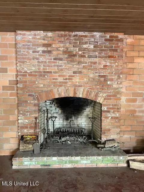 Other - 112 Dana Rd, Natchez, MS 39120 photo 6 of 9
