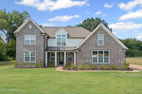 9096 Cedar Barn Cv, Olive Branch, MS 38654