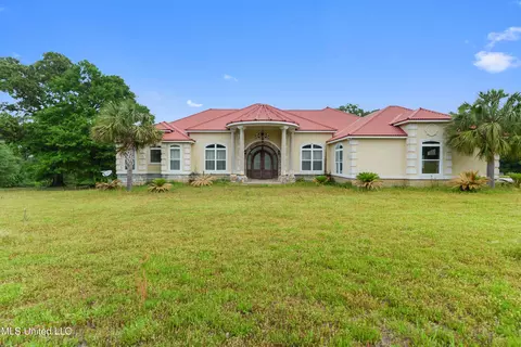 4011 Stewart Ln, Perkinston, MS 39573