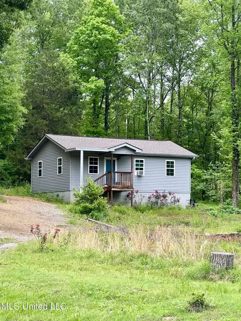 7215 Veazey Rd, Coldwater, MS 38618