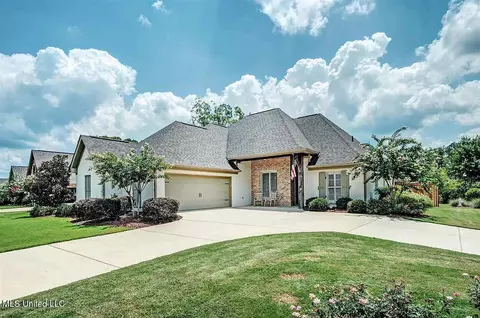 106 Elizabeth Dr, Brandon, MS 39042