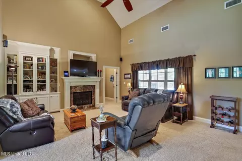 Living - 875 Westerly Dr, Brandon, MS 39042 photo 1 of 4