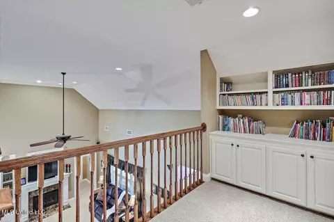 Entry Way - 875 Westerly Dr, Brandon, MS 39042 photo 2 of 2