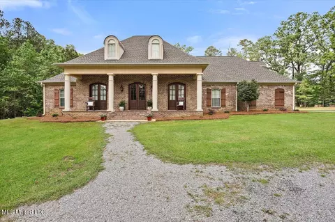 Exterior - 875 Westerly Dr, Brandon, MS 39042 photo 1 of 13