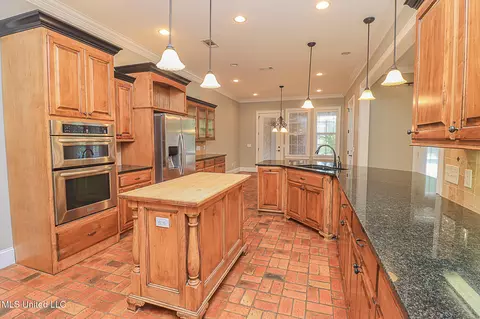 Kitchen - 104 Duffey Dr, Florence, MS 39073 photo 5 of 12