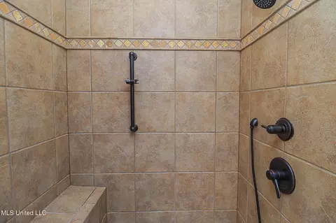 Bath - 104 Duffey Dr, Florence, MS 39073 photo 26 of 29