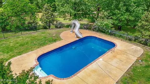 Exterior - 104 Duffey Dr, Florence, MS 39073 photo 9 of 13