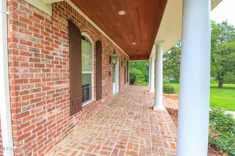 Exterior - 104 Duffey Dr, Florence, MS 39073 photo 5 of 13