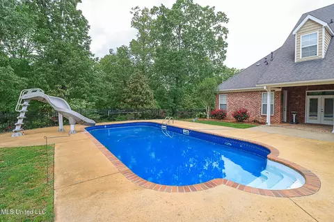 Exterior - 104 Duffey Dr, Florence, MS 39073 photo 8 of 13