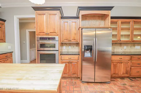 Kitchen - 104 Duffey Dr, Florence, MS 39073 photo 7 of 12