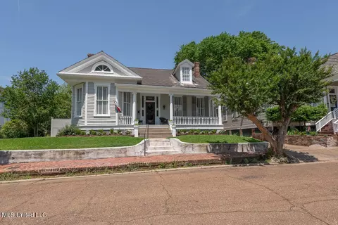 408 S Union St, Natchez, MS 39120 photo 4