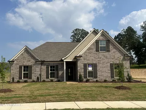 907 Collie Dr, Hernando, MS 38632