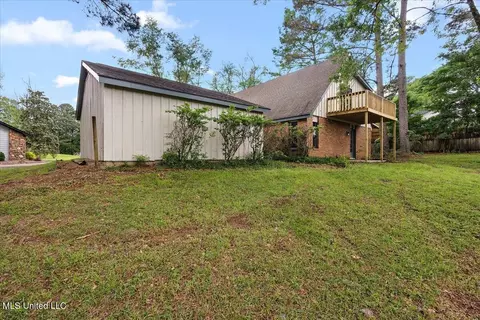 Exterior - 214 Dublin Ct, Brandon, MS 39047 photo 5 of 6