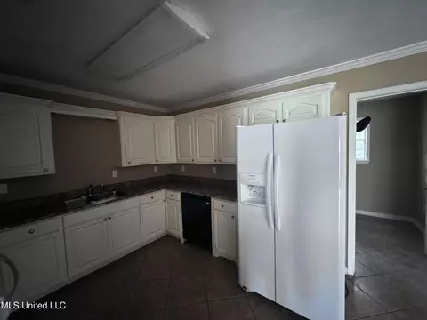 Kitchen - 2288 Harperville Rd, Forest, MS 39074 photo 1 of 2
