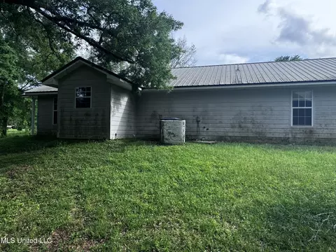 Exterior - 2288 Harperville Rd, Forest, MS 39074 photo 5 of 5