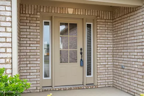 Entry Way - 6501 Carmel Pt, Walls, MS 38680 photo 1 of 2