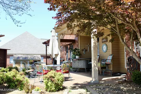 Other - 7231 Wind Dr, Olive Branch, MS 38654 photo 1 of 13