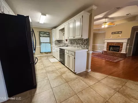 816 Bullrun Circle Cir, Jackson, MS 39272 photo 4