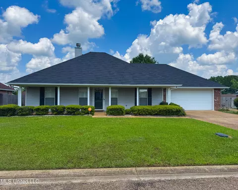 816 Bullrun Circle Cir, Jackson, MS 39272