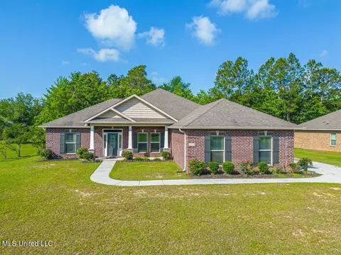 12001 Poplar Dr, Vancleave, MS 39565
