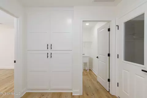 Entry Way - 25 Maple Rd, Petal, MS 39465 photo 1 of 2