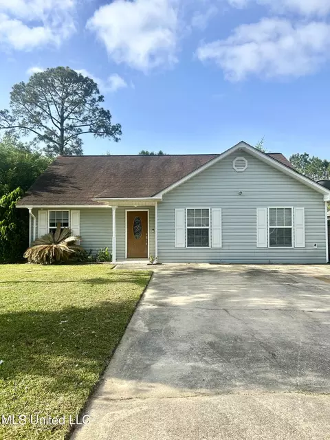 3217 Tuna Rd, Gautier, MS 39553
