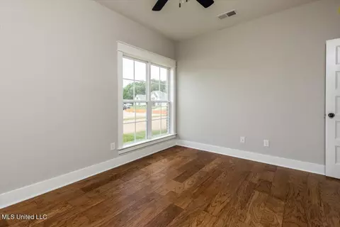 Bedroom - 1748 Baisley Dr, Nesbit, MS 38651 photo 1 of 4