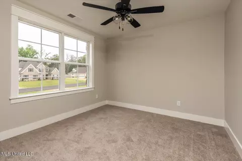 Bedroom - 1748 Baisley Dr, Nesbit, MS 38651 photo 3 of 4