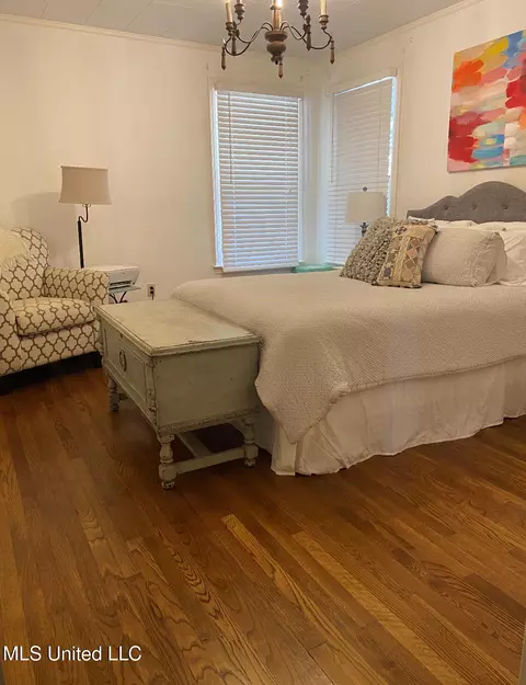 501 E Adams Ave, Greenwood, MS 38930 photo 5