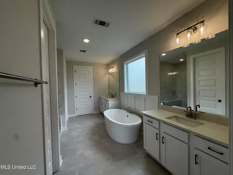 13596 Broadmore Ln, Olive Branch, MS 38654 photo 10
