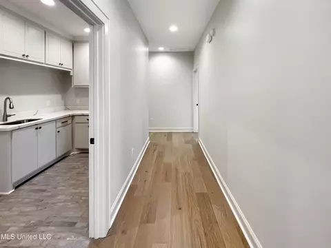 Entry Way - 538 Stump Ridge Rd, Brandon, MS 39047 photo 5 of 5