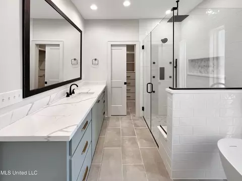 Bath - 538 Stump Ridge Rd, Brandon, MS 39047 photo 3 of 12