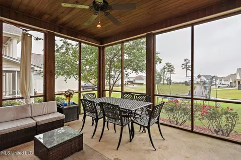 Exterior - 233 Arbor Trl, Brandon, MS 39047 photo 4 of 7