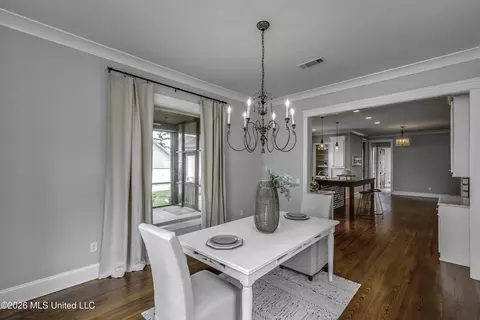 Dining - 233 Arbor Trl, Brandon, MS 39047 photo 1 of 2