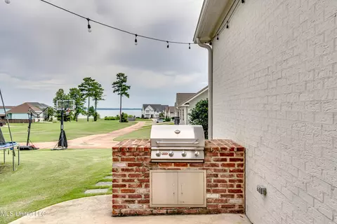 Other - 233 Arbor Trl, Brandon, MS 39047 photo 5 of 8