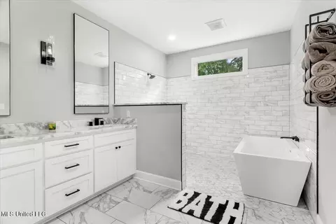 Bath - 109 Sweetgrass, Lucedale, MS 39452 photo 1 of 3