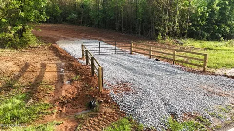 002 Old 16 Hwy, Canton, MS 39046 photo 2