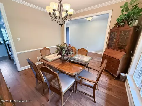 Dining - 7401 Michael Dr, Hernando, MS 38632 photo 7 of 7