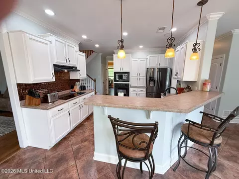 Kitchen - 7401 Michael Dr, Hernando, MS 38632 photo 1 of 7