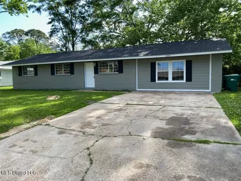 4919 Belfair Ct, Moss Point, MS 39563